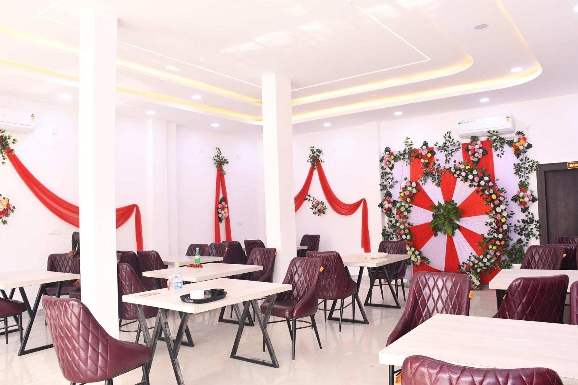 Hotel Dev International Khalilabad Экстерьер фото